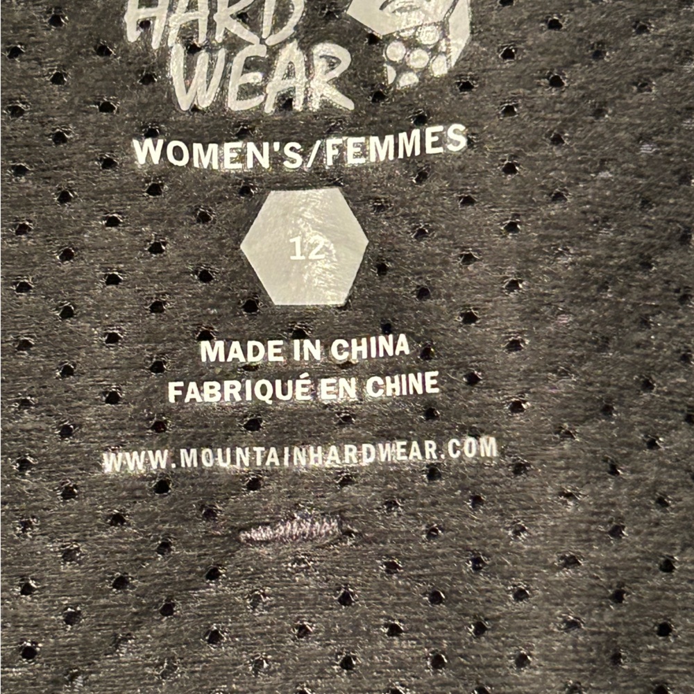 Mountain Hardwear Charcoal Active Shorts - Picture 9 of 9